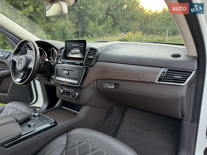 Позашляховик / Кросовер Mercedes-Benz GLE-Class 2017 в Києві фото 66 Позашляховик / Кросовер Mercedes-Benz GLE-Class 2017 в Києві