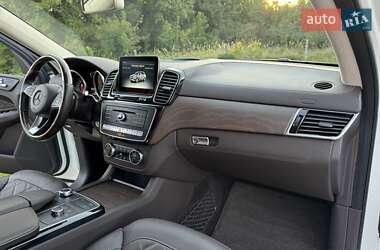 Внедорожник / Кроссовер Mercedes-Benz GLE-Class 2017 в 