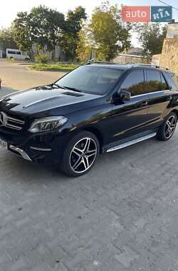 Внедорожник / Кроссовер Mercedes-Benz GLE-Class 2015 в 