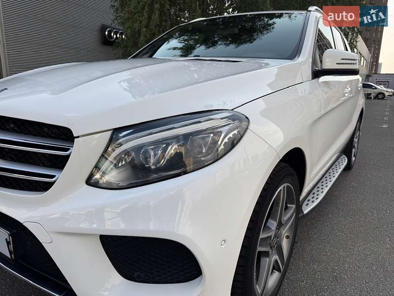 Позашляховик / Кросовер Mercedes-Benz GLE-Class 2017 в Києві