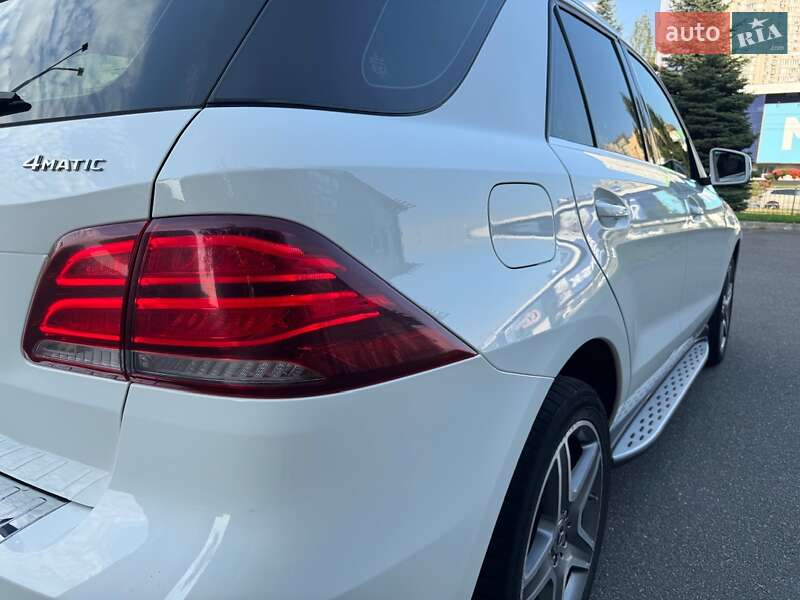 Позашляховик / Кросовер Mercedes-Benz GLE-Class 2017 в Києві