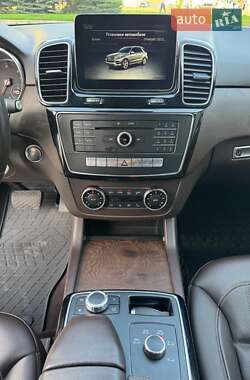 Внедорожник / Кроссовер Mercedes-Benz GLE-Class 2017 в 