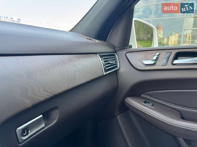 Позашляховик / Кросовер Mercedes-Benz GLE-Class 2017 в Києві