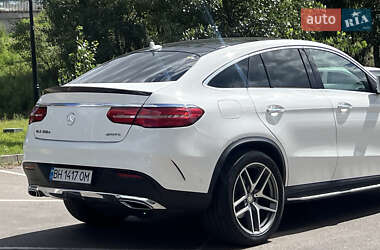 Внедорожник / Кроссовер Mercedes-Benz GLE-Class 2016 в 