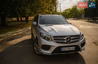 Внедорожник / Кроссовер Mercedes-Benz GLE-Class 2016 в 