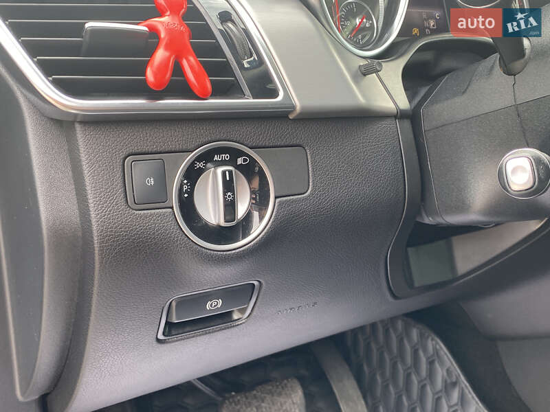 Внедорожник / Кроссовер Mercedes-Benz GLE-Class 2017 в Львове