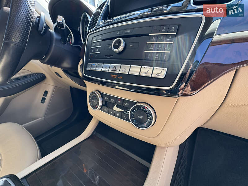Внедорожник / Кроссовер Mercedes-Benz GLE-Class 2016 в Белой Церкви