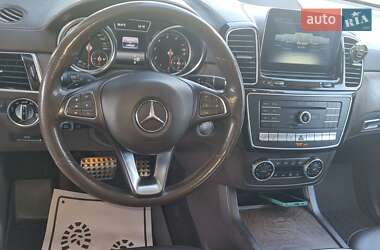 Внедорожник / Кроссовер Mercedes-Benz GLE-Class 2016 в 