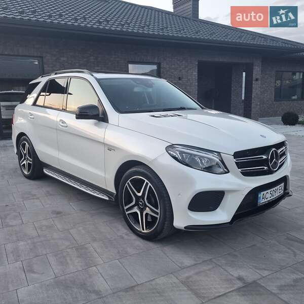 Позашляховик / Кросовер Mercedes-Benz GLE-Class 2016 в Луцьку