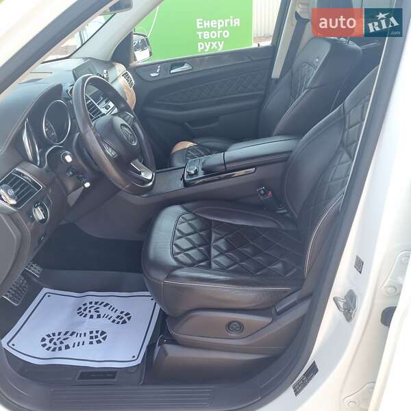 Позашляховик / Кросовер Mercedes-Benz GLE-Class 2016 в Луцьку