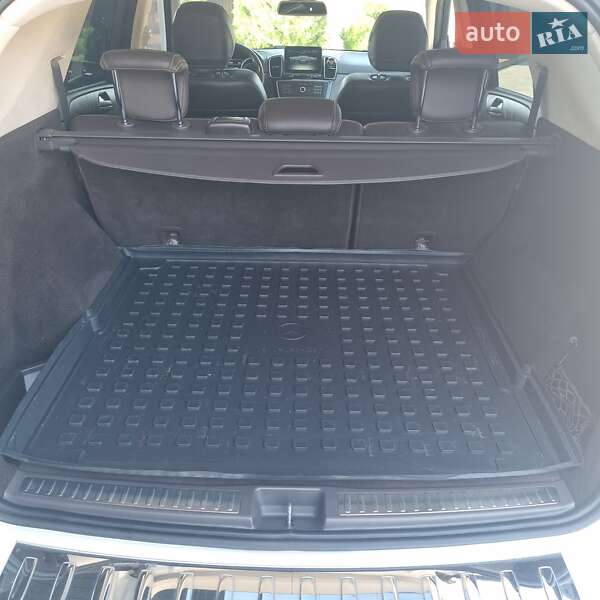 Позашляховик / Кросовер Mercedes-Benz GLE-Class 2016 в Луцьку