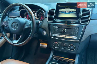 Внедорожник / Кроссовер Mercedes-Benz GLE-Class 2019 в 