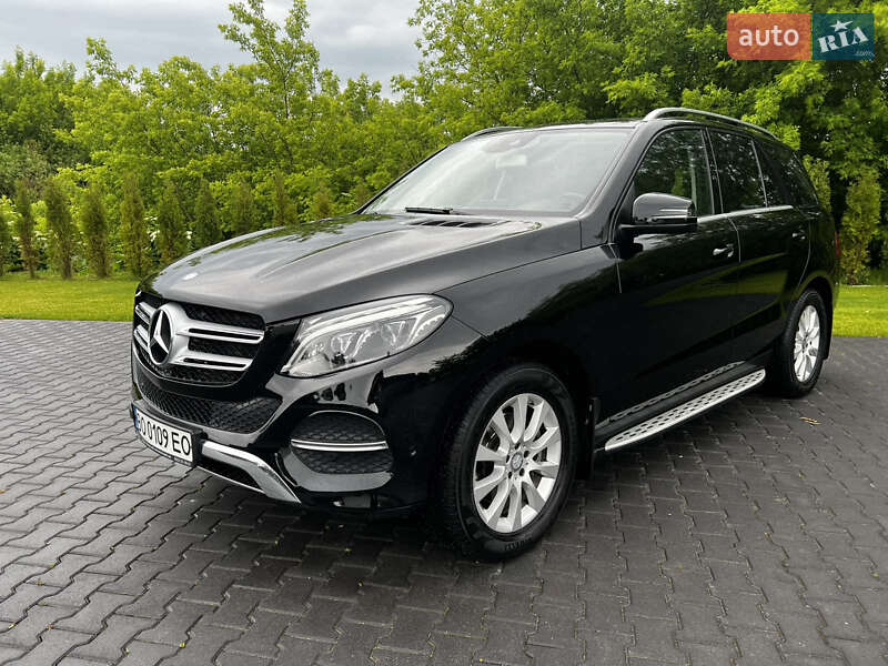 Внедорожник / Кроссовер Mercedes-Benz GLE-Class 2015 в 