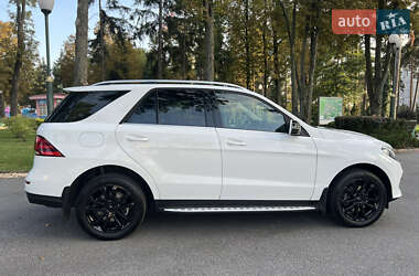 Внедорожник / Кроссовер Mercedes-Benz GLE-Class 2015 в 