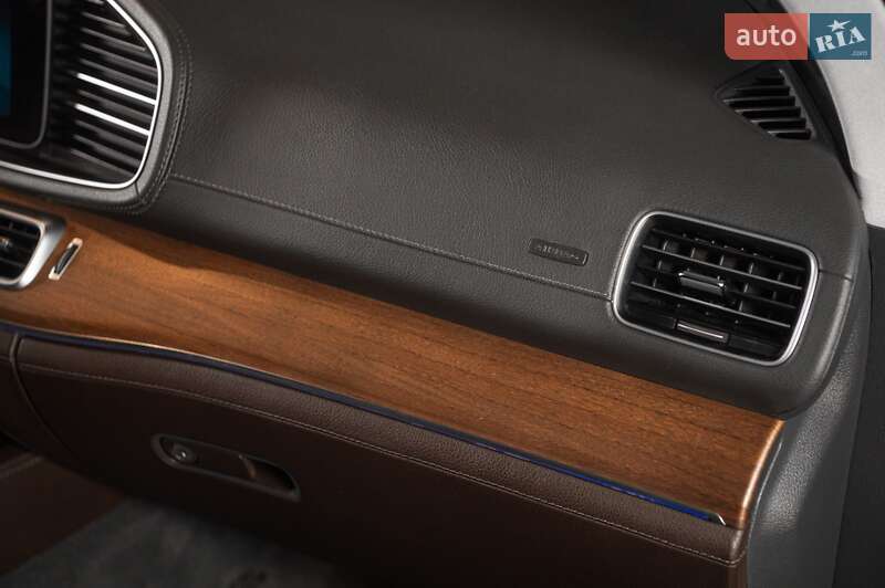 Позашляховик / Кросовер Mercedes-Benz GLE-Class 2019 в Одесі фото 49 Позашляховик / Кросовер Mercedes-Benz GLE-Class 2019 в Одесі