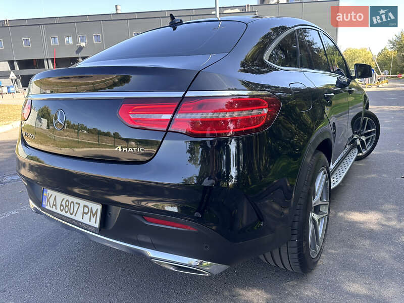 Внедорожник / Кроссовер Mercedes-Benz GLE-Class 2017 в Киеве