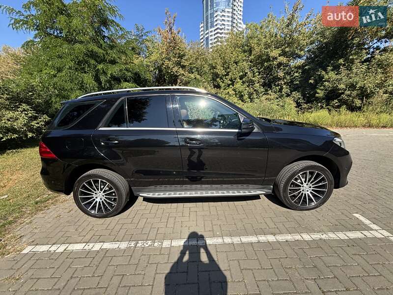 Mercedes-Benz GLE-Class 2015