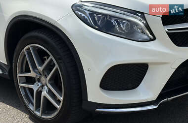Внедорожник / Кроссовер Mercedes-Benz GLE-Class 2015 в 