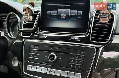 Внедорожник / Кроссовер Mercedes-Benz GLE-Class 2015 в 