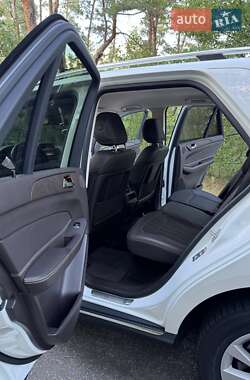 Внедорожник / Кроссовер Mercedes-Benz GLE-Class 2015 в 