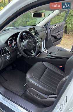 Внедорожник / Кроссовер Mercedes-Benz GLE-Class 2015 в 