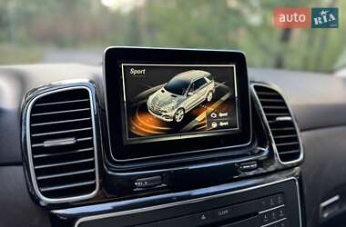 Внедорожник / Кроссовер Mercedes-Benz GLE-Class 2015 в 