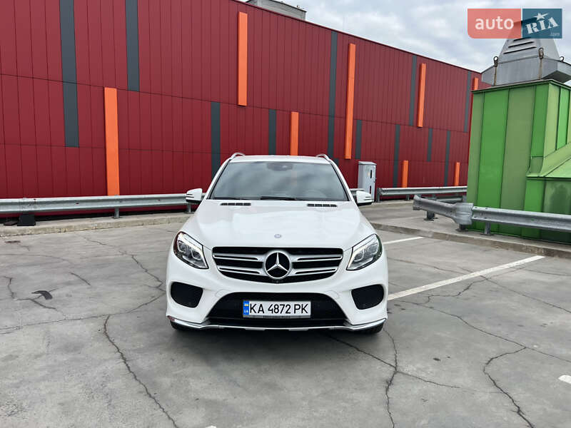 Позашляховик / Кросовер Mercedes-Benz GLE-Class 2016 в Києві фото 2 Позашляховик / Кросовер Mercedes-Benz GLE-Class 2016 в Києві