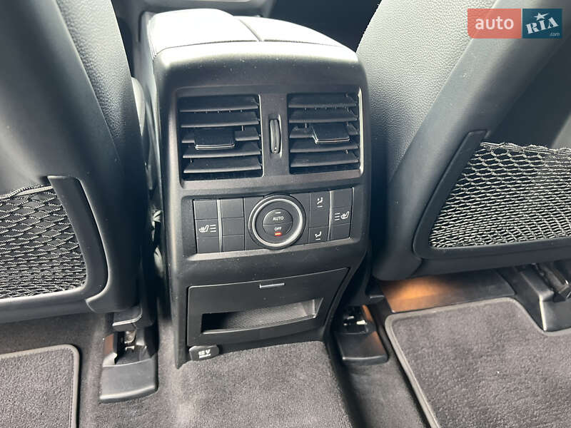 Позашляховик / Кросовер Mercedes-Benz GLE-Class 2016 в Києві фото 50 Позашляховик / Кросовер Mercedes-Benz GLE-Class 2016 в Києві