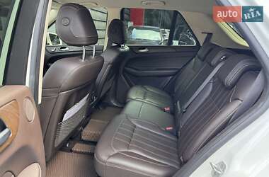 Внедорожник / Кроссовер Mercedes-Benz GLE-Class 2017 в 
