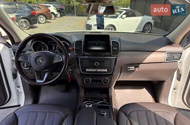Внедорожник / Кроссовер Mercedes-Benz GLE-Class 2017 в 