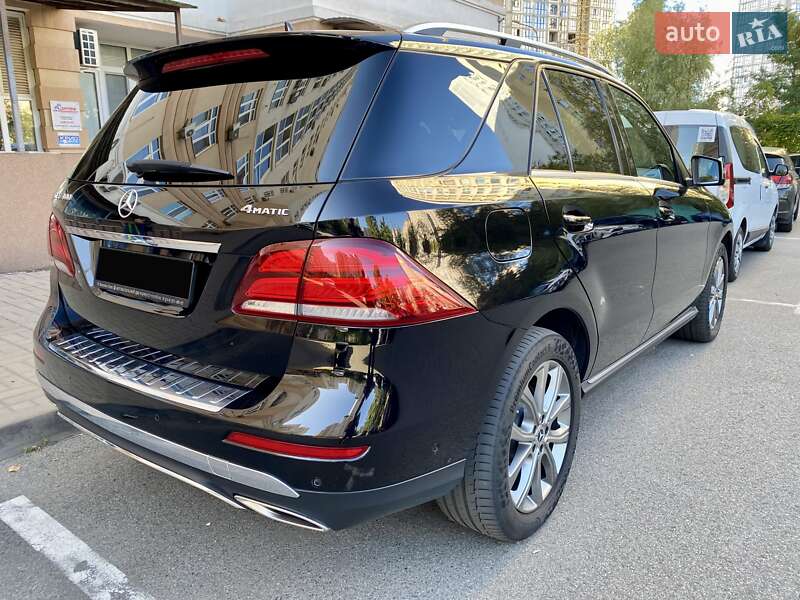 Внедорожник / Кроссовер Mercedes-Benz GLE-Class 2016 в Киеве