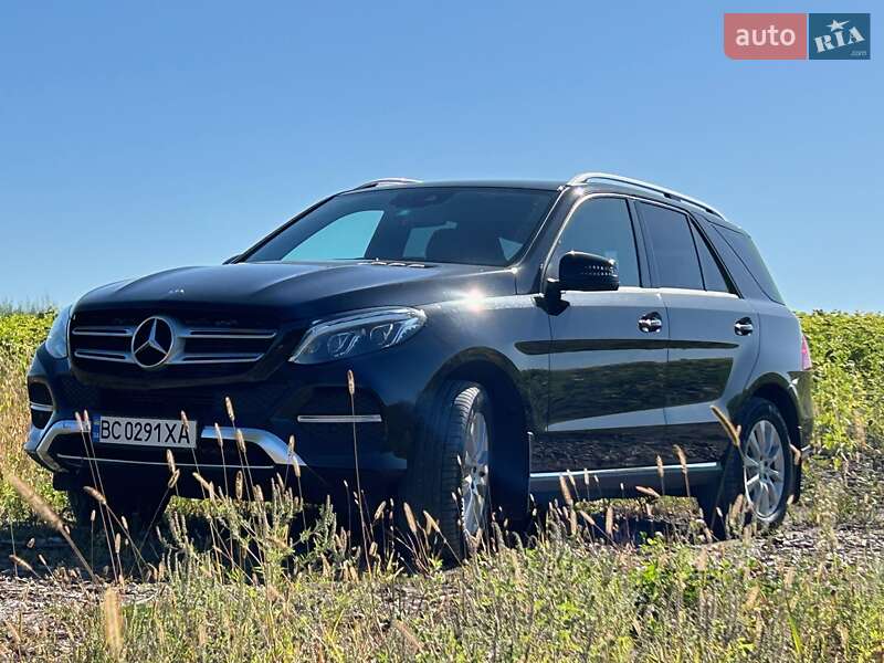 Внедорожник / Кроссовер Mercedes-Benz GLE-Class 2016 в 