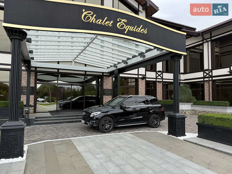 Внедорожник / Кроссовер Mercedes-Benz GLE-Class 2016 в Днепре фото 45 Внедорожник / Кроссовер Mercedes-Benz GLE-Class 2016 в Днепре