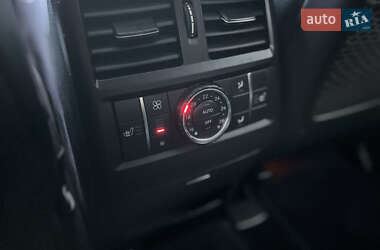 Внедорожник / Кроссовер Mercedes-Benz GLE-Class 2016 в 