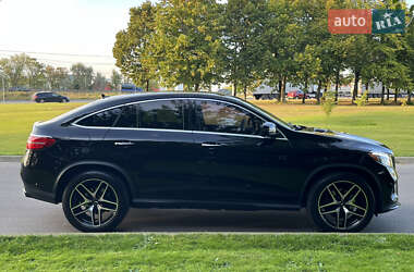 Внедорожник / Кроссовер Mercedes-Benz GLE-Class 2016 в 