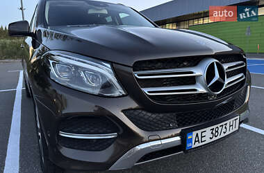 Внедорожник / Кроссовер Mercedes-Benz GLE-Class 2016 в 