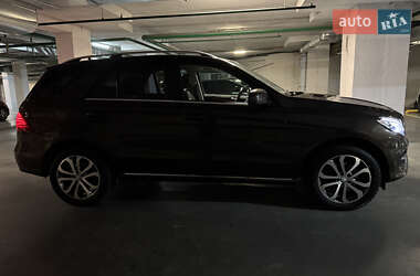 Внедорожник / Кроссовер Mercedes-Benz GLE-Class 2016 в 
