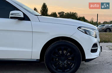 Внедорожник / Кроссовер Mercedes-Benz GLE-Class 2018 в 