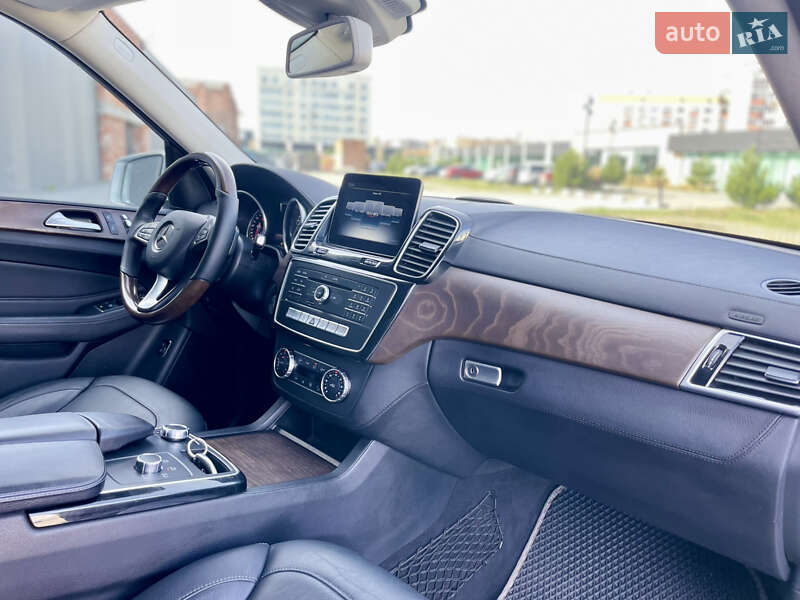 Внедорожник / Кроссовер Mercedes-Benz GLE-Class 2018 в Киеве