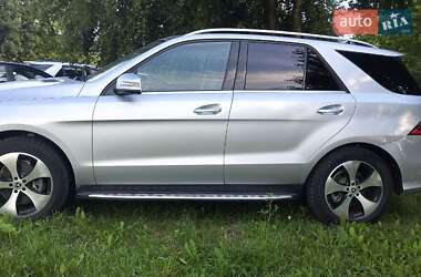 Внедорожник / Кроссовер Mercedes-Benz GLE-Class 2015 в 