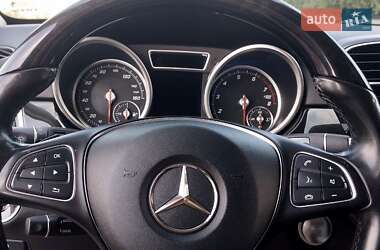 Внедорожник / Кроссовер Mercedes-Benz GLE-Class 2015 в 