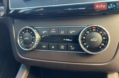 Внедорожник / Кроссовер Mercedes-Benz GLE-Class 2015 в 