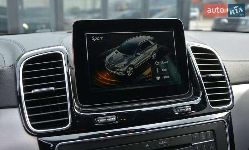 Внедорожник / Кроссовер Mercedes-Benz GLE-Class 2016 в Киеве