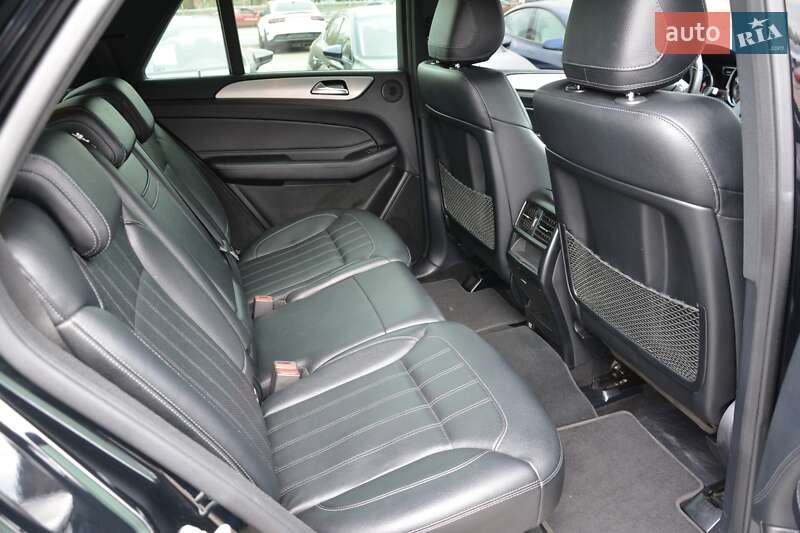 Внедорожник / Кроссовер Mercedes-Benz GLE-Class 2016 в Киеве
