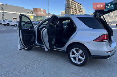 Позашляховик / Кросовер Mercedes-Benz GLE-Class 2018 в  фото 12 Позашляховик / Кросовер Mercedes-Benz GLE-Class 2018 в
