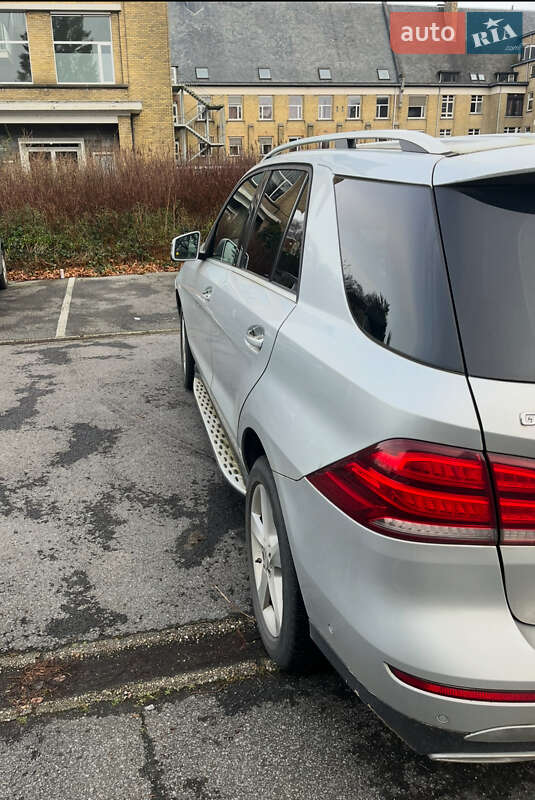 Внедорожник / Кроссовер Mercedes-Benz GLE-Class 2016 в Сумах фото 7 Внедорожник / Кроссовер Mercedes-Benz GLE-Class 2016 в Сумах