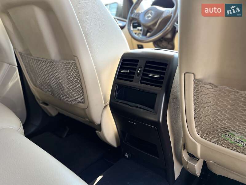 Внедорожник / Кроссовер Mercedes-Benz GLE-Class 2015 в Луцке фото 37 Внедорожник / Кроссовер Mercedes-Benz GLE-Class 2015 в Луцке