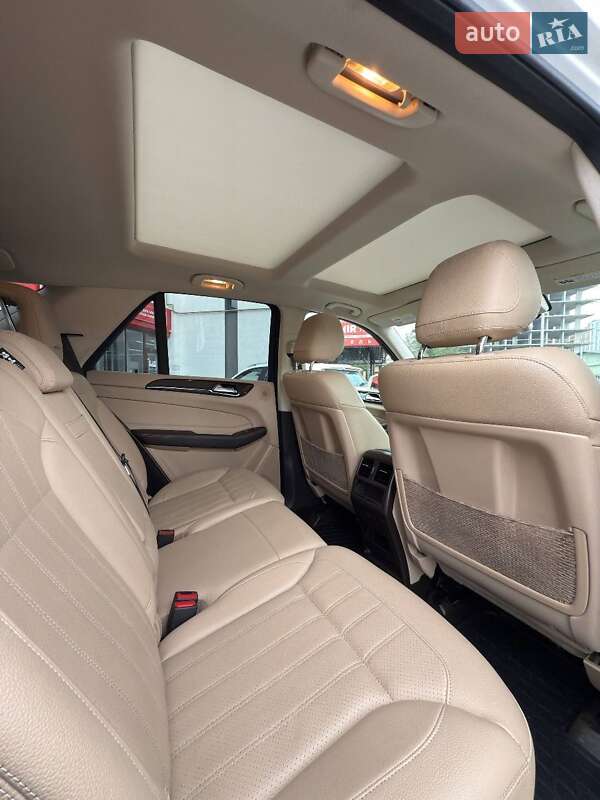 Внедорожник / Кроссовер Mercedes-Benz GLE-Class 2016 в Черновцах
