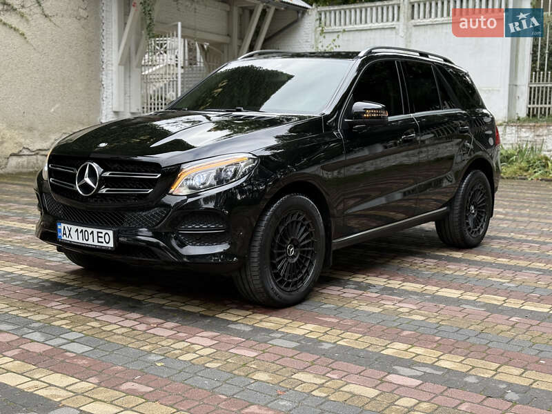 Позашляховик / Кросовер Mercedes-Benz GLE-Class 2016 в Чернівцях фото 12 Позашляховик / Кросовер Mercedes-Benz GLE-Class 2016 в Чернівцях