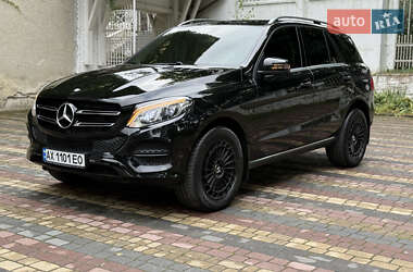 Внедорожник / Кроссовер Mercedes-Benz GLE-Class 2016 в 